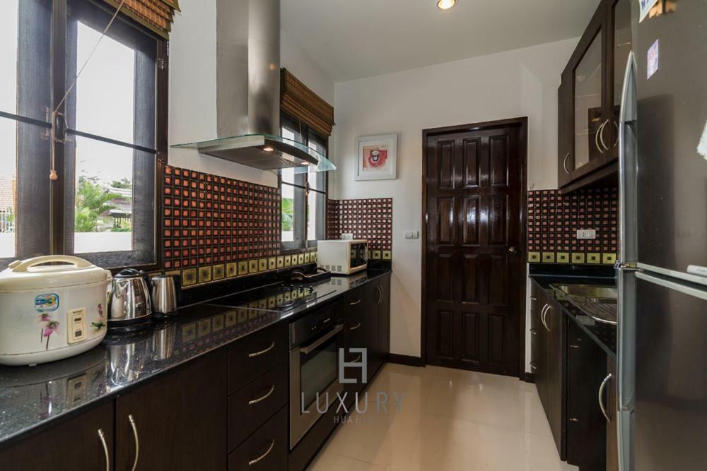 4 Bedroom Private Bali Style Villa Hh6 HHQ Buitenkant foto
