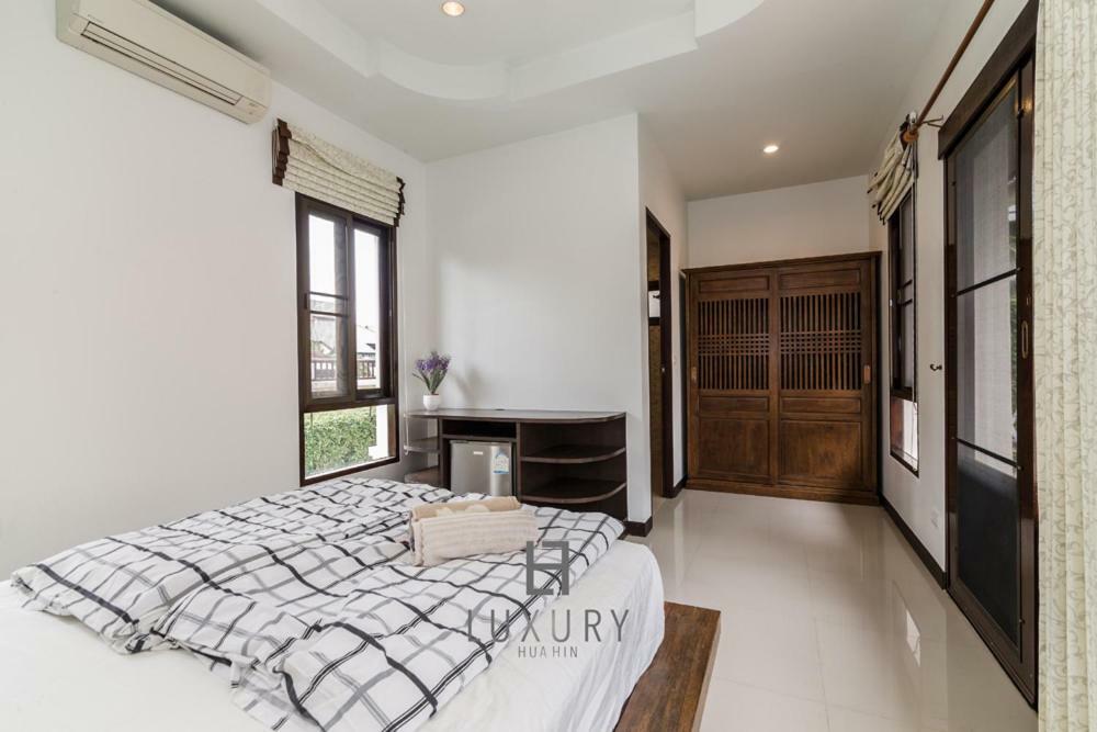 4 Bedroom Private Bali Style Villa Hh6 HHQ Buitenkant foto